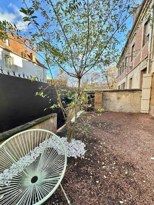 La Maison Des Cours - Wifi - Centre Ville Moulins  Zewnętrze zdjęcie